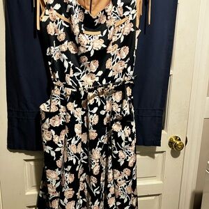 Unique Vintage Navy and Cream Floral Backless Dress xl